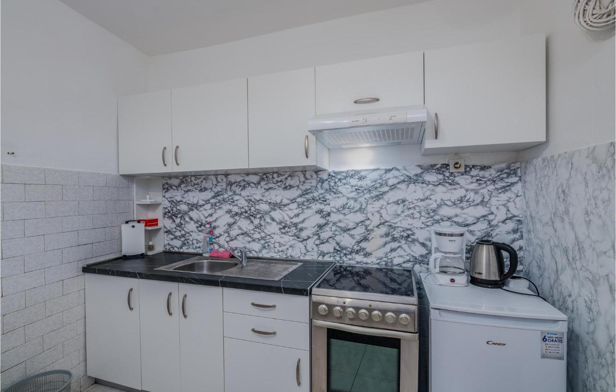 Lovely Apartment In Stara Baska 1 With Kitchen Ngoại thất bức ảnh